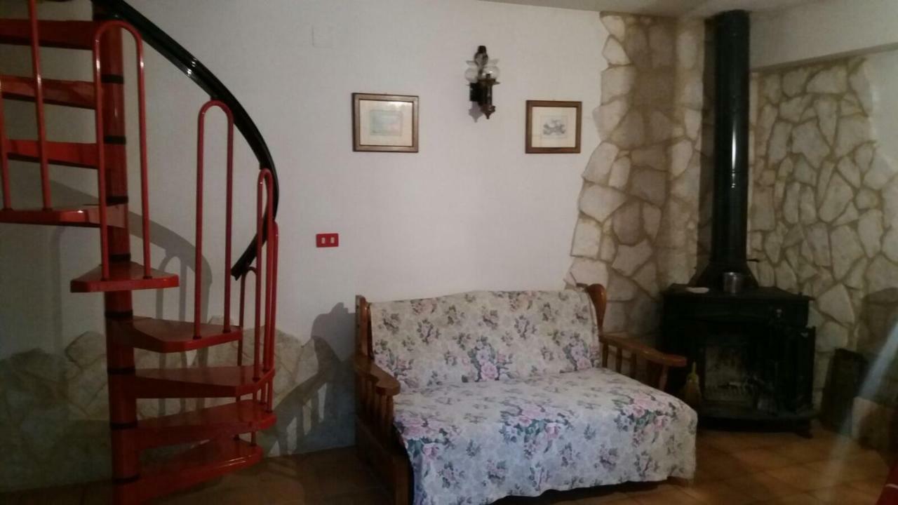 Casa Con Giardino Βίλα Pescasseroli Εξωτερικό φωτογραφία